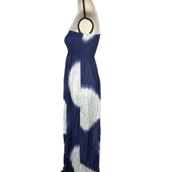 Coolchange Strapless Smocked Maxi Dress Blue White Women's Size Medium - Picture 4 of 7